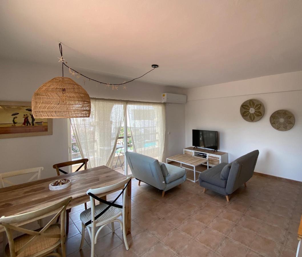Bella Paula Apartment Ес Пухолс Екстериор снимка