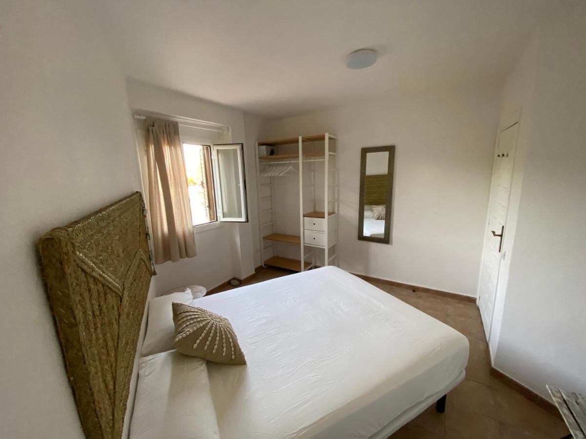 Bella Paula Apartment Ес Пухолс Екстериор снимка